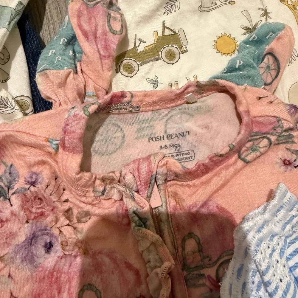 Baby girl 3-6M clothing bundle